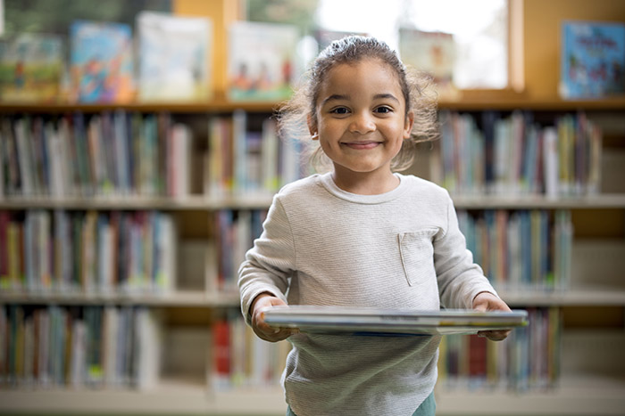 Image young girl with book